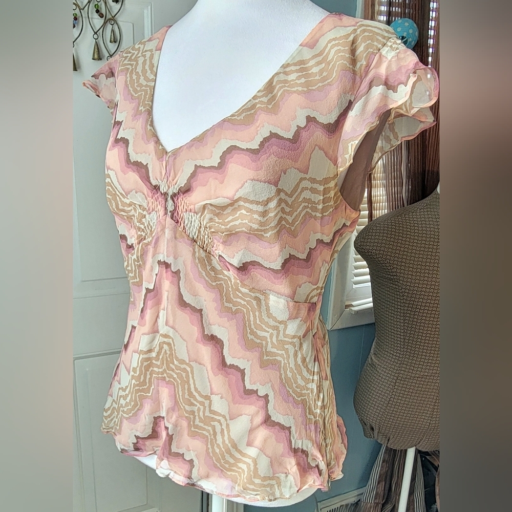 Y2K Vintage 100% Silk Babydoll Blouse Women's 8 Pink Tan Wavy Print Flutter Slee
